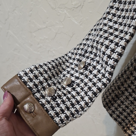 White House Black Market Houndstooth Blazer with Brown Trim - Picture 7 of 16